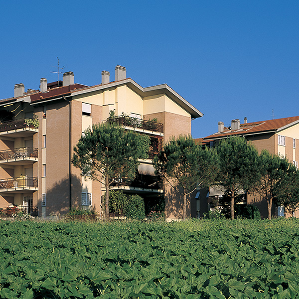 Roma, via Concesio: edifici residenziali