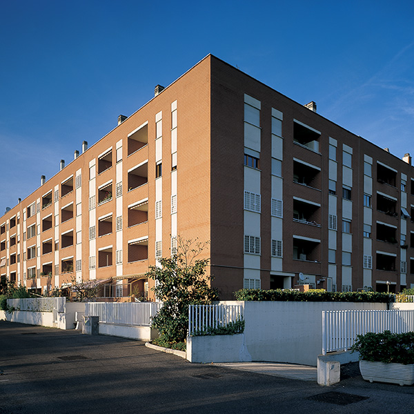 Roma, loc. Torraccia: edilizia sperimentale